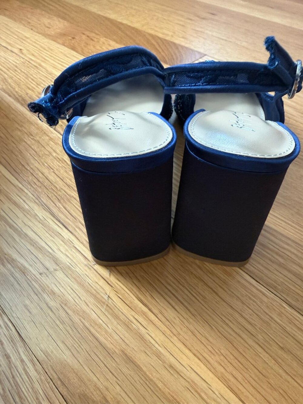 NINAH Navy - Picture 2 of 6